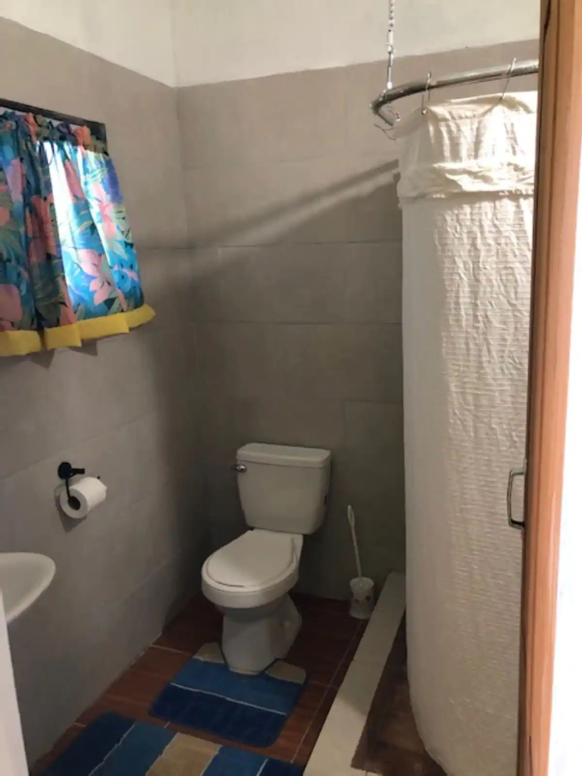 room E 3.jpg room E 3.jpg